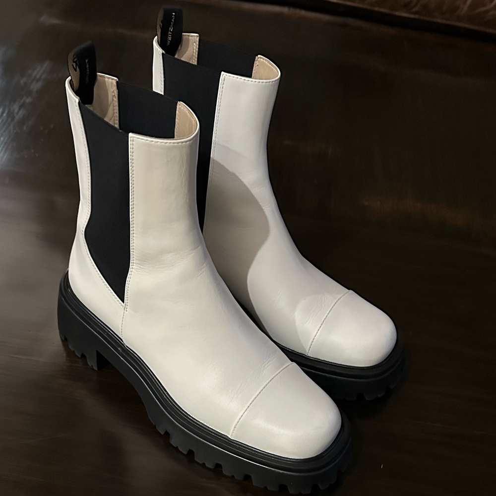Stuart Weitzman Emerson Leather Boots white new without tag